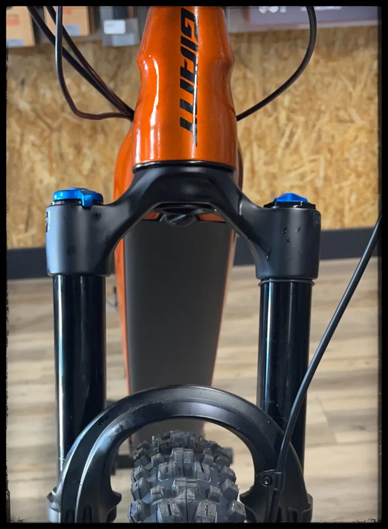 2022 Giant Trance X E+ 1 Pro 29er eMountain Bike in Amber Glow-3
